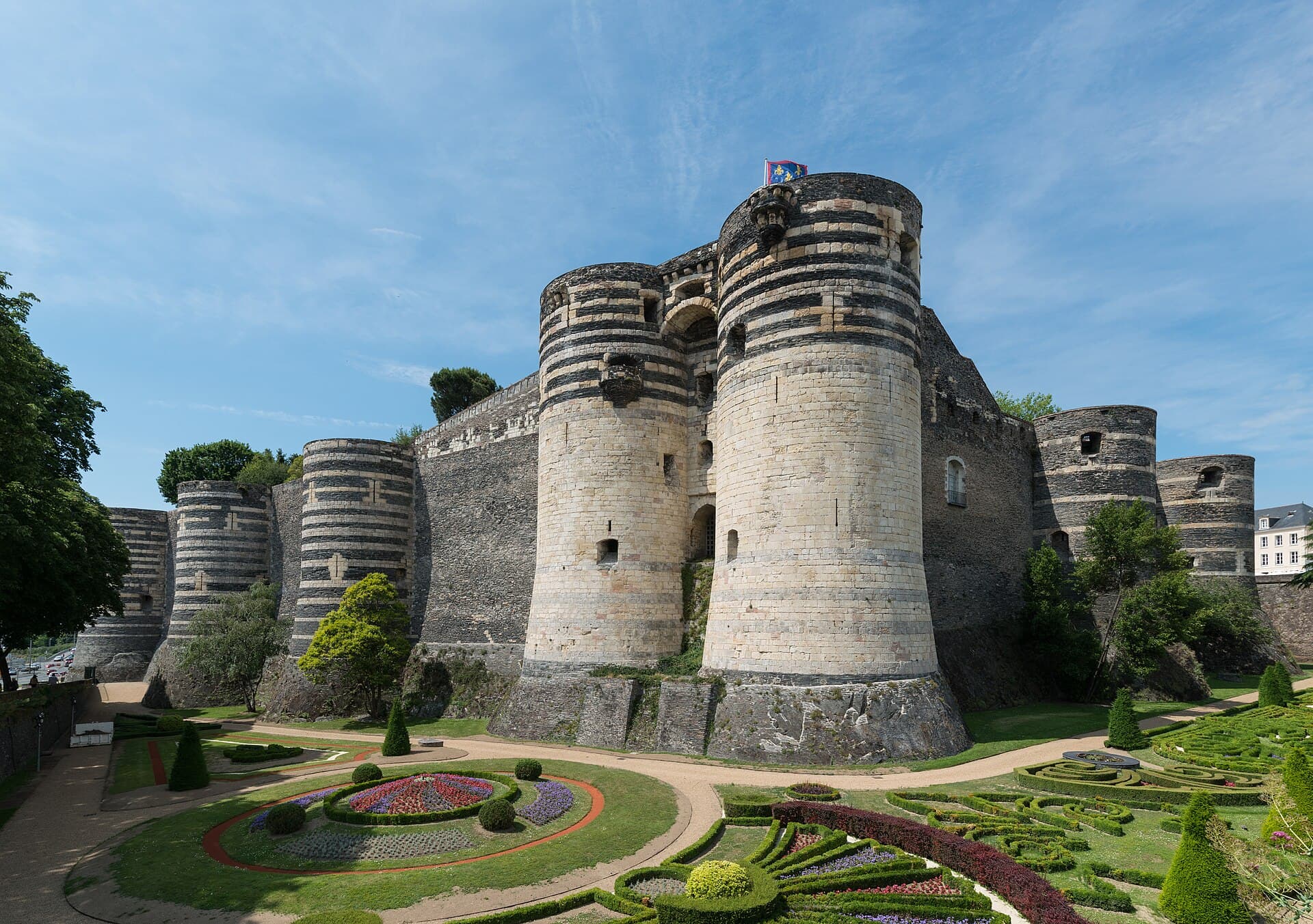 Airbnb Market in Angers in June 2026: 1,610 Listings Analyzed