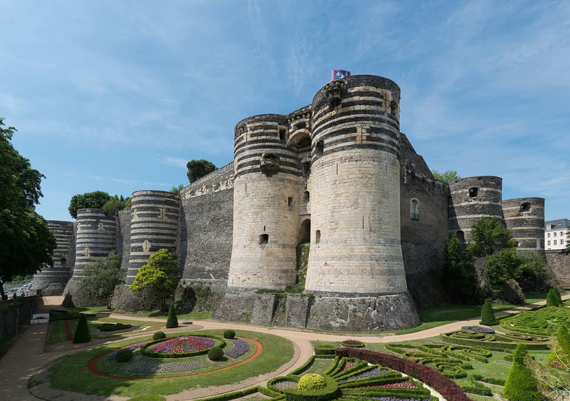 Airbnb Market in Angers in June 2026: 1,610 Listings Analyzed