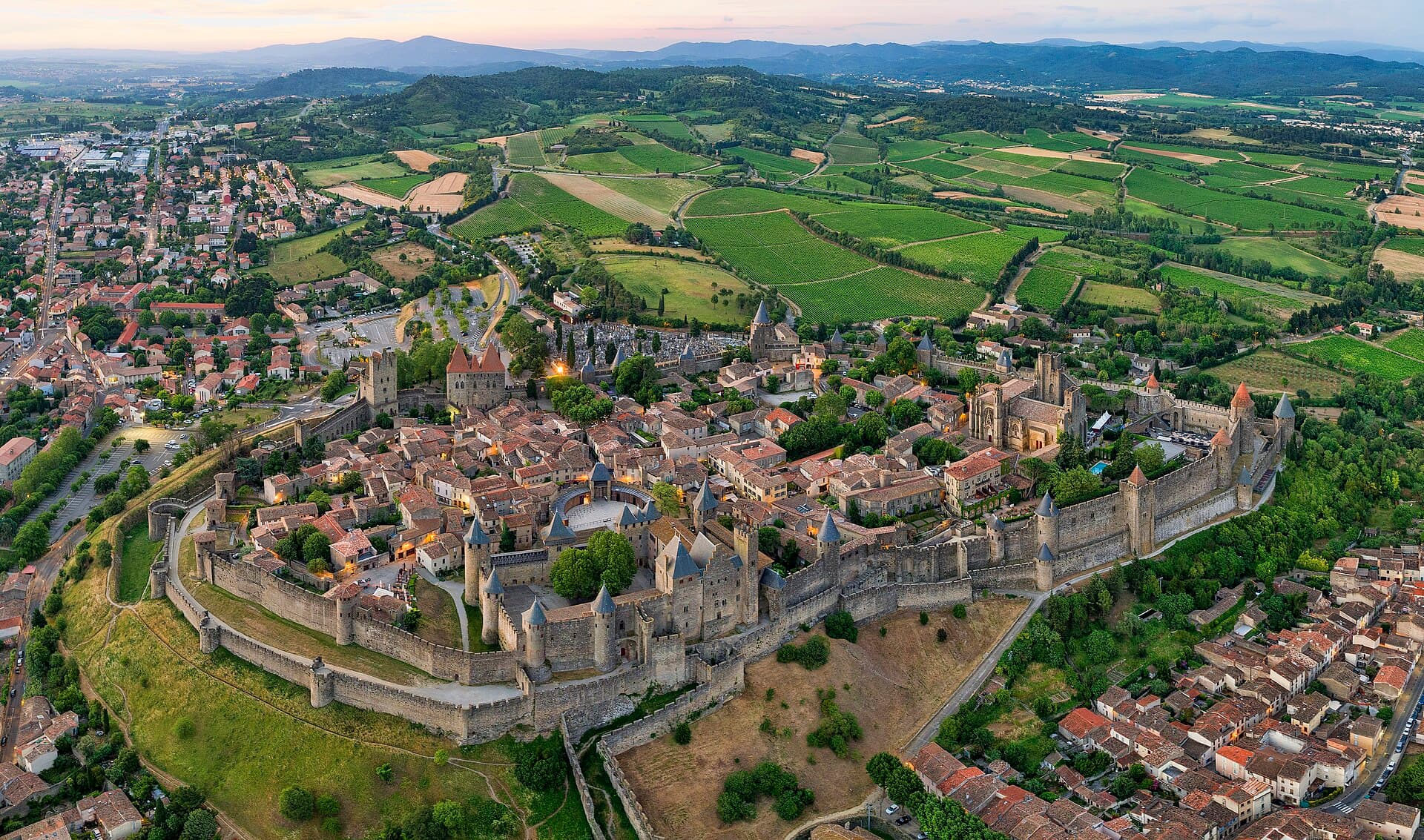 Marché Airbnb à Carcassonne en juin 2026 : 716 annonces analysées