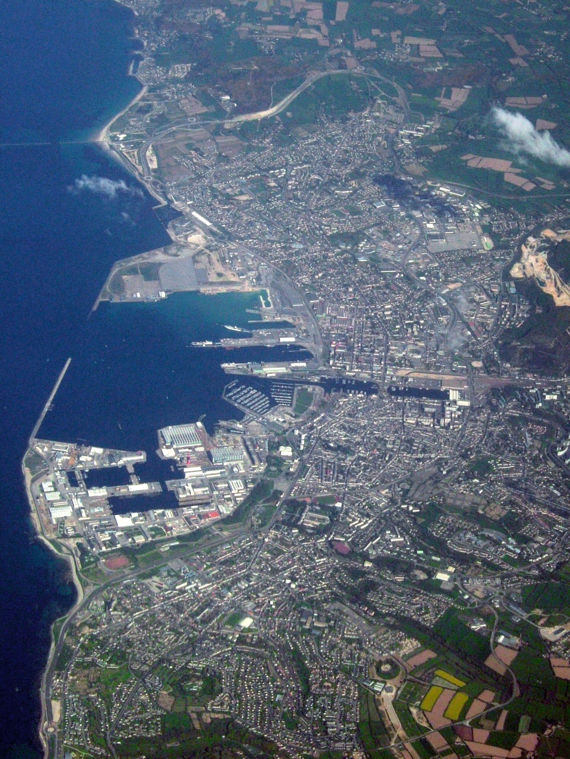 Airbnb Market in Cherbourg-en-Cotentin in June 2026: 684 Listings Analyzed
