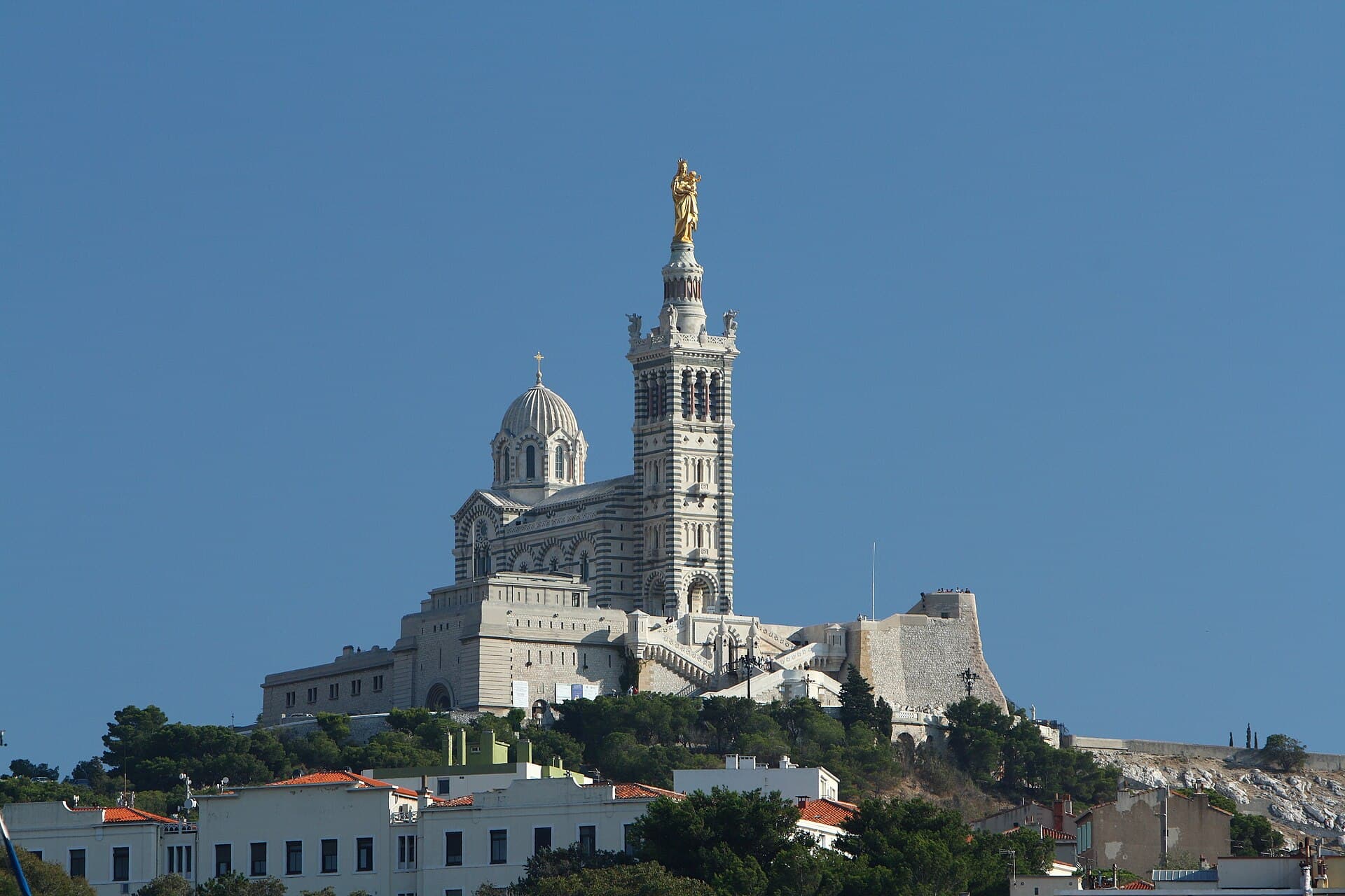 Airbnb Market in Marseille in June 2026: 4,437 Listings Analyzed