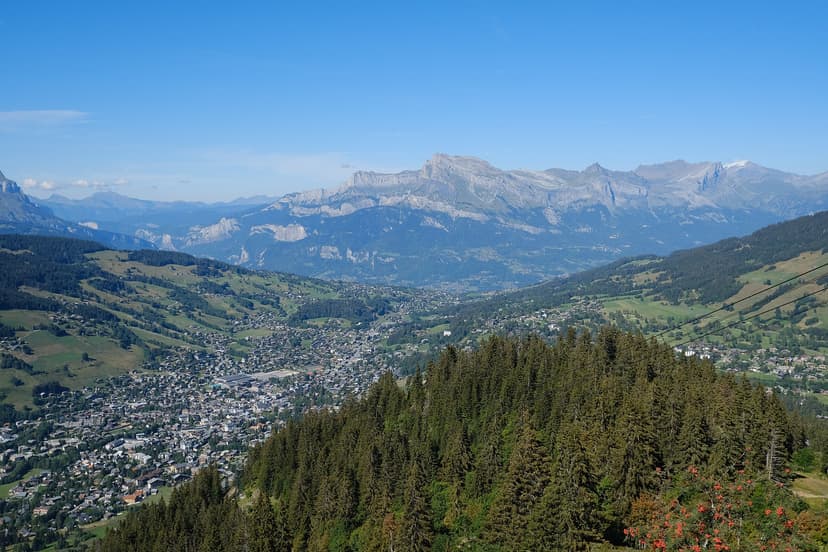 Airbnb Market in Megève in June 2026: 2,067 Listings Analyzed