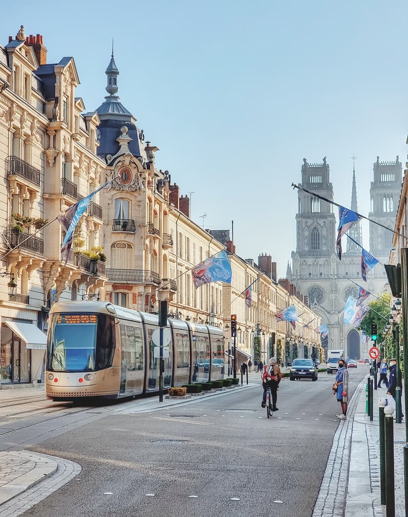 Marché Airbnb à Orléans en juin 2026 : 1 245 annonces analysées